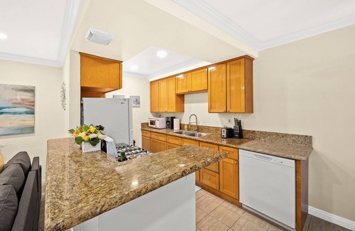 Alhambra House | Cozy & Serene ~ 12mins to Downtown LA