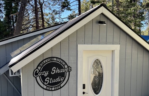 Shaver Lake Apartment | Cozy Shaver Studio
