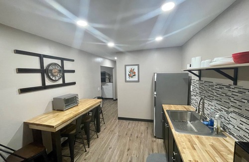 Church Street House | Cozy single-family home newly remodeled-10 mins from airport