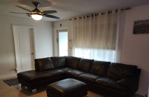 Margate House | Cozy single-family residence with fenced in backyard /Pet-Friendly