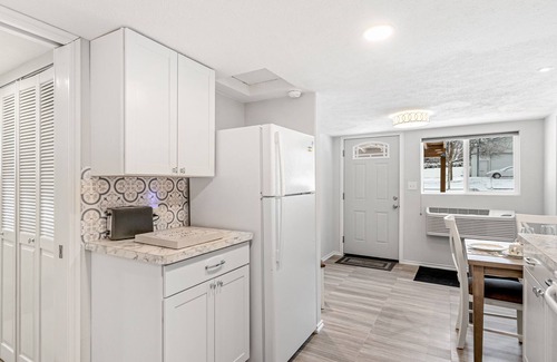 Spokane Valley House | Cozy, Single-Level, Dog-Friendly House w/ Free WiFi & a Private Washer/Dryer