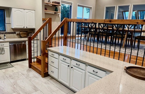 Mountain Green House | Cozy Ski Retreat w/HotTub and Majestic Views - Ski @ Park City, Powder or Basin