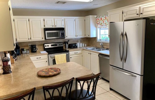 Prien House | Cozy South Home near Casinos