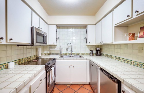 Northeast Santa Fe Apartment | Cozy Southwest Style Santa Fe Condo!