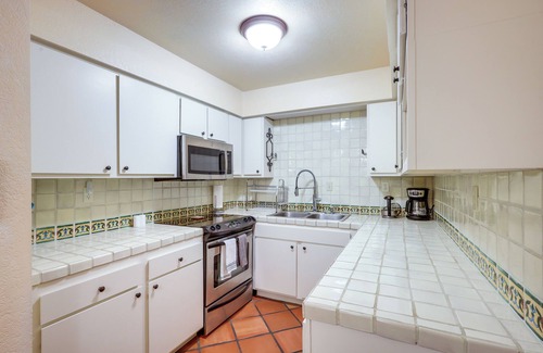 Northeast Santa Fe Apartment | Cozy Southwest Style Santa Fe Condo!