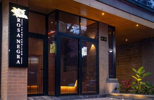 Estadio Apartment | Cozy Stadio Suite | Rosa Negra Retreat