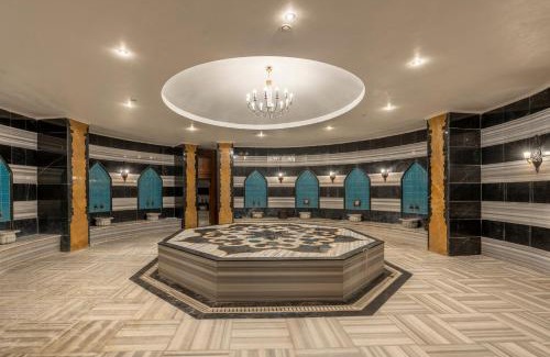 Lara Apartment | Cozy Stay Free Pool Spa & Gym Close to Beach&Mall