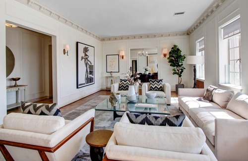 Greater Wilshire - Hancock Park Apartment | Cozy Stay in Historic El Royale