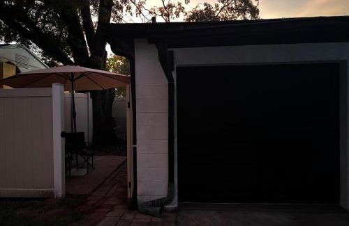 Bearss Plaza House | Cozy Stay in Tampa