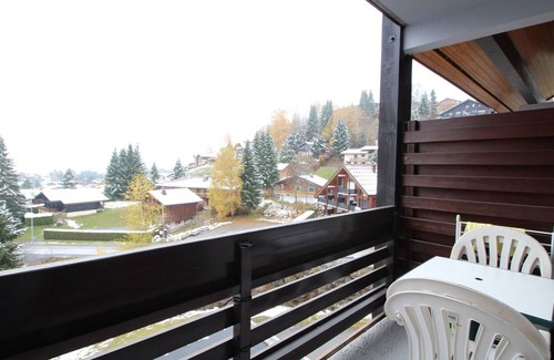 Les Carroz-d'Araches Apartment | Cozy Studio for 4, Ski-In/Ski-Out, Balcony with Village Views