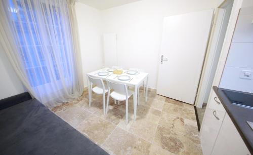 Le Prieure Apartment | Cozy Studio (102) close to Cornavin Train Station
