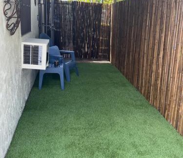 Hialeah House | cozy studio apartment with private entrance and patio
