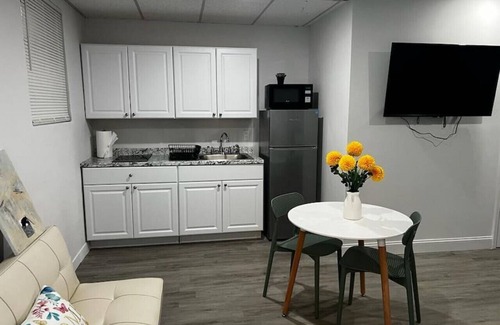 East Little Havana Apartment | Cozy Studio close to Brickell!