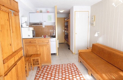 Saint-Lary-Soulan Apartment | Cozy studio for 4 in Saint-Lary-Soulan, balcony, near slopes