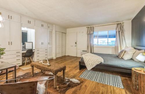Melrose Apartment | Cozy Studio for 2 Highly Walkable - Close to DT