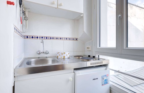 Quartier Sainte-Avoye Apartment | Cozy Studio for 2 in the Heart of Le Marais