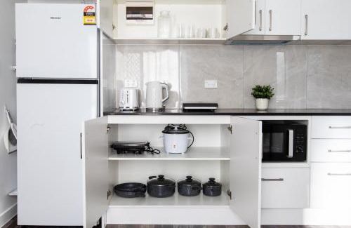 Oxley House | Cozy Studio Getaway in Oxley with Free Parking
