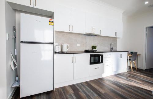 Oxley House | Cozy Studio Getaway in Oxley with Free Parking