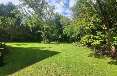 Town of Brunswick Apartment | Cozy studio in charming Brunswick/Troy in quiet neighorhood