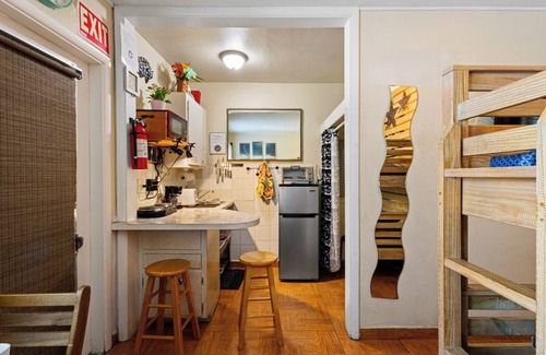 Downtown Hollywood Apartment | Cozy Studio in Hollywood, FL - Pet Friendly & Parking
