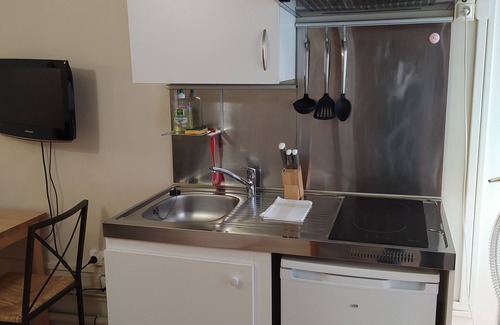 Quartier Sainte-Avoye Apartment | Cozy Studio in the Heart of Paris