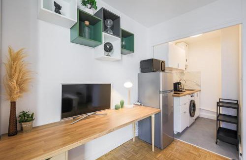 Quartier Exposition-Bajatiere Apartment | Cozy studio Le Nid Tranquille - All Equipped
