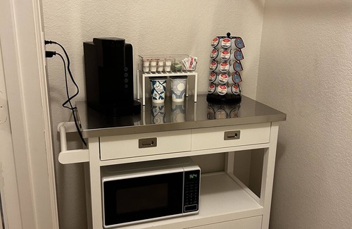 Fort Worth House | Cozy Studio Min to JPS, Medical City, Historic District, Zoo, Water Gardens