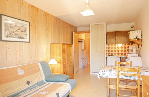 Aussois Apartment | Cozy studio near slopes, sleeps 2