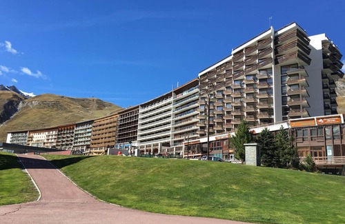 Tignes le Lac Apartment | Cozy studio near slopes and shops