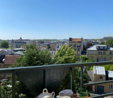 Notre-Dame Apartment | Cozy studio with a view over the Palace - 5' walk