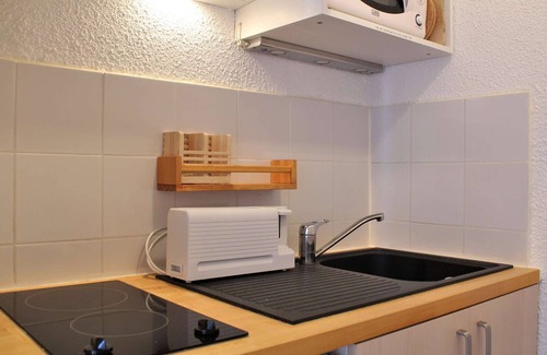 Risoul Apartment | Cozy Studio with Mountain Alcove, Balcony, Ski Storage, Central Location, Near Slopes