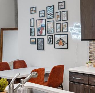 West End Apartment | Cozy & Stylish Loft in Midtown Nashville