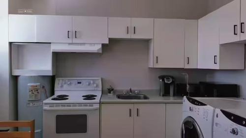 La Cite-Limoilou Apartment | Cozy Suite #4 in the Heart of DT Quebec with QB