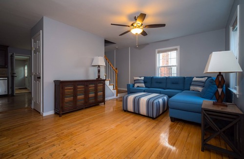 Fairfield House | Cozy summer house 4 bed & 2 baths - Weekly rental