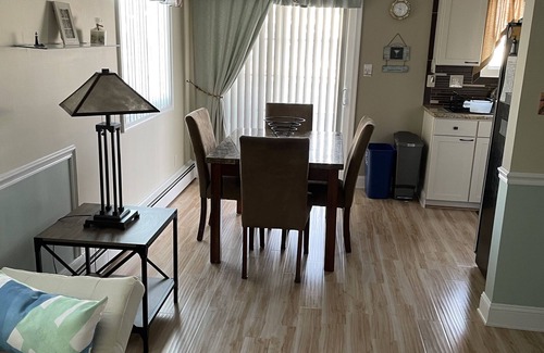 North Wildwood Condo | Cozy Sunny 2 Bedroom Condo with off street parking