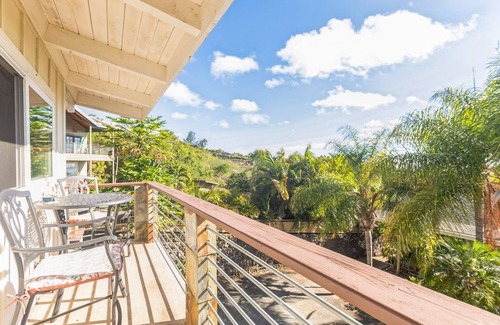 Kalaoa House | Cozy Sunset Views W/Lanai - Close To Beach 1 Bedroom Home by RedAwning