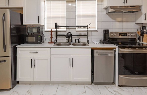 Ybor City House | Cozy Tampa Getaway Mins from Downtown & Beaches