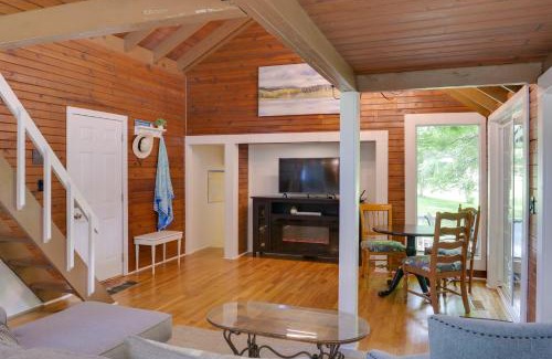 Tullahoma House | Cozy Tennessee Cabin with Deck, Grill and Fire Pit!