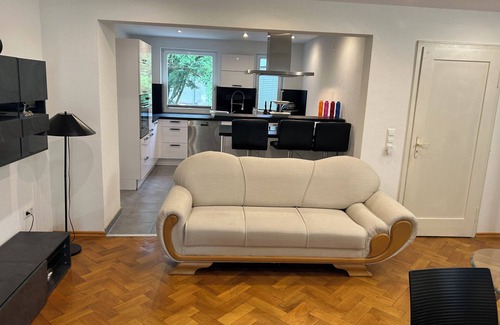 Offenburg House | Cozy terraced house for up to 8 people1 minute from the trade fair
