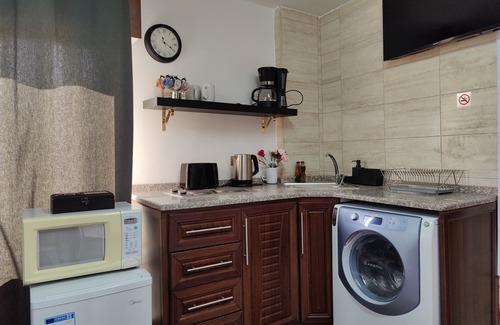 Amman Apartment | Cozy Terraced Studio in central West Amman