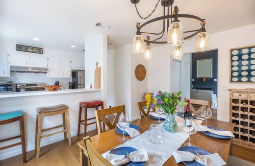 St. Helena House | Cozy three-bedroom townhome in the heart of St. Helena