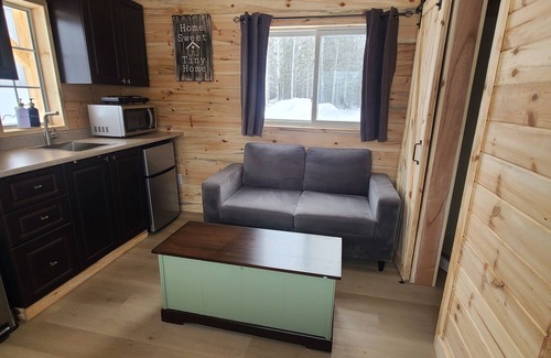 Matheson Cabin | Cozy Tiny Cabin | Escape the City