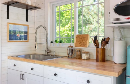 Petoskey House | Cozy Tiny Home – Countryside of Petoskey