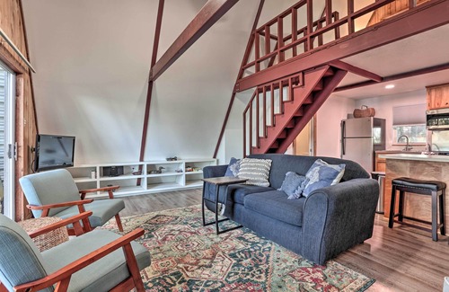 South Toledo Bend Cottage | Cozy Toledo Bend A-frame w/Waterfront Views!