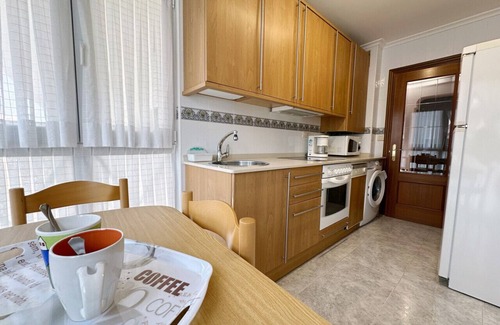 Somo Apartment | Cozy Tourist Apartment in Somo, Ideal for Families.