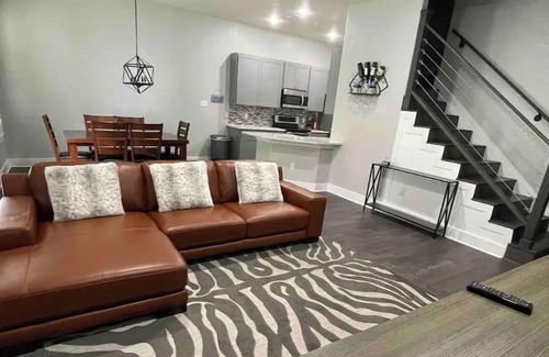 Crownridge of Texas House | Cozy town house in a Private Gated Community.