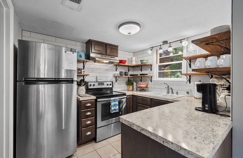 Hot Springs Village House | Cozy Townhome! Lake Access, Views & Huge Patio!