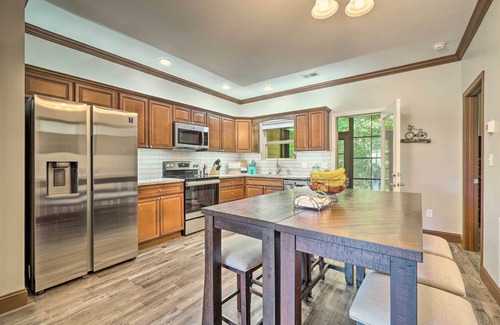 Townsend Condo | Cozy Townsend Condo, Resort-Style Amenities!