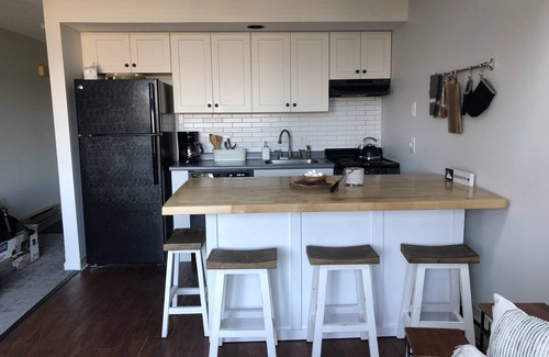Bennington Condo | Cozy Trailside Retreat