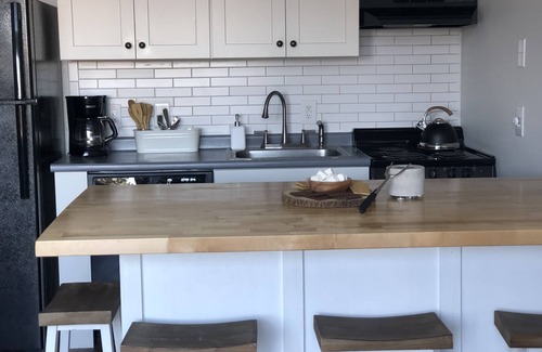 Bennington Condo | Cozy Trailside Retreat